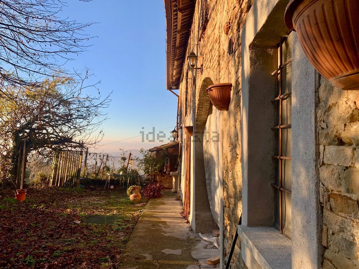 Calosso d'Asti, Itaalia, 4 Bedrooms Bedrooms, 9 Rooms Rooms,1 VannitubaVannitoad,Villa,Sale,1016