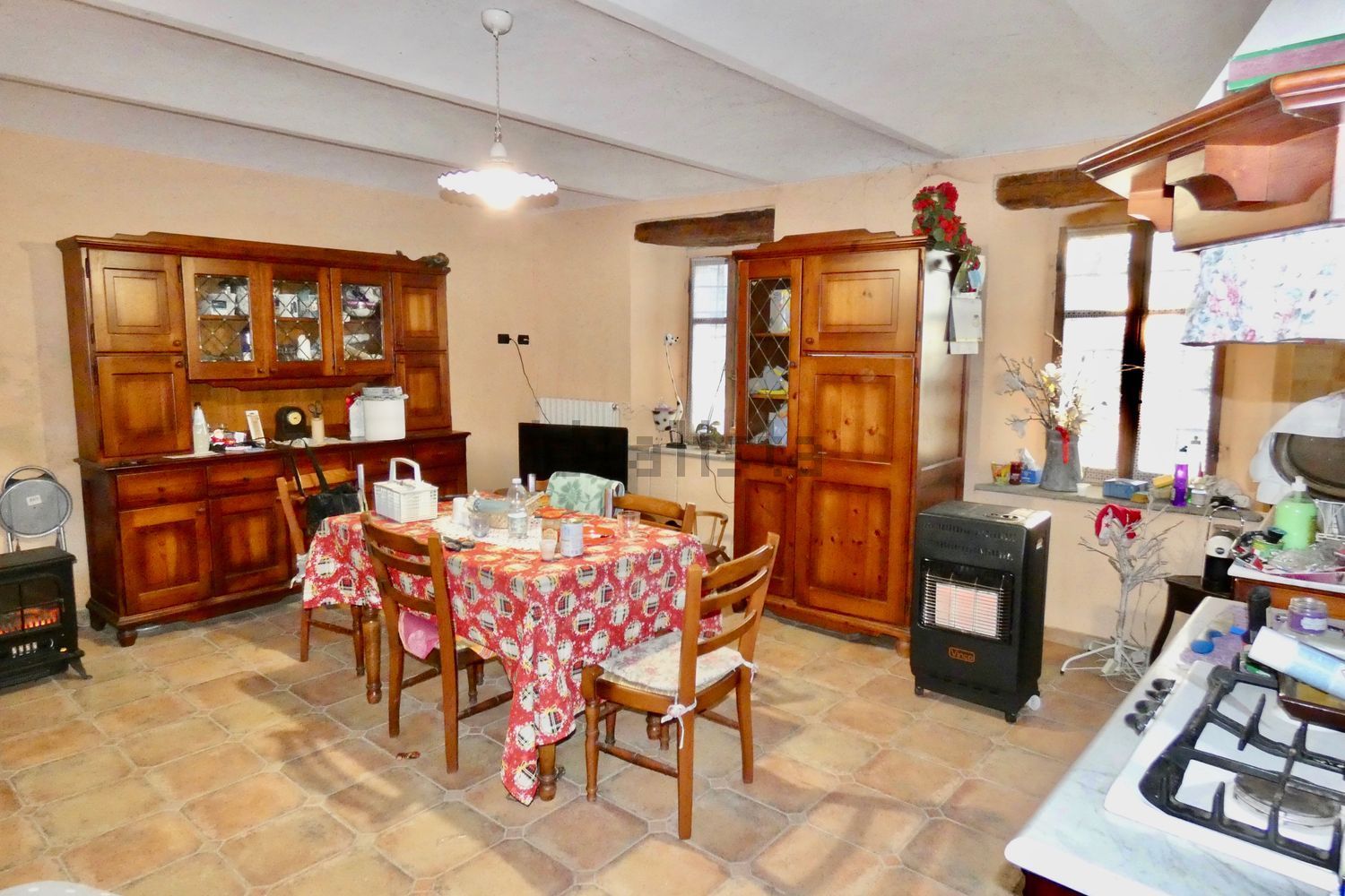 Calosso d'Asti, Itaalia, 4 Bedrooms Bedrooms, 9 Rooms Rooms,1 VannitubaVannitoad,Villa,Sale,1016