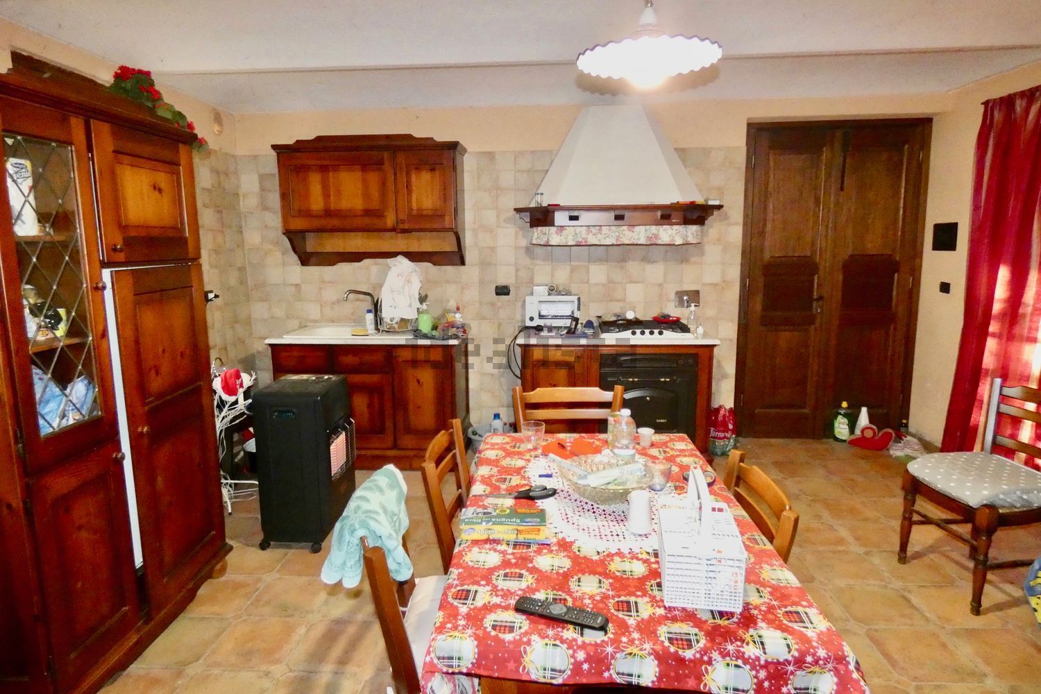 Calosso d'Asti, Itaalia, 4 Bedrooms Bedrooms, 9 Rooms Rooms,1 VannitubaVannitoad,Villa,Sale,1016