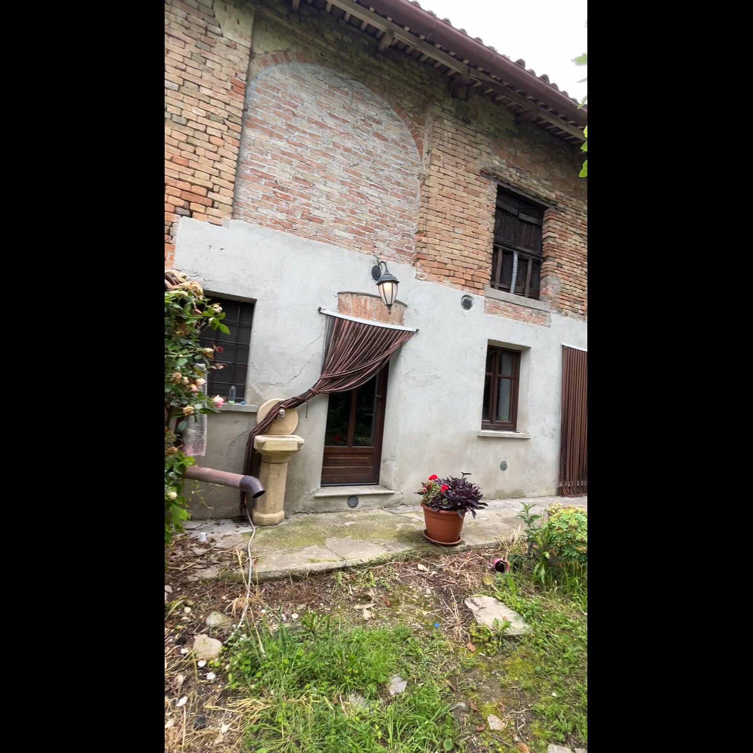 Calosso d'Asti, Itaalia, 4 Bedrooms Bedrooms, 9 Rooms Rooms,1 VannitubaVannitoad,Villa,Sale,1016