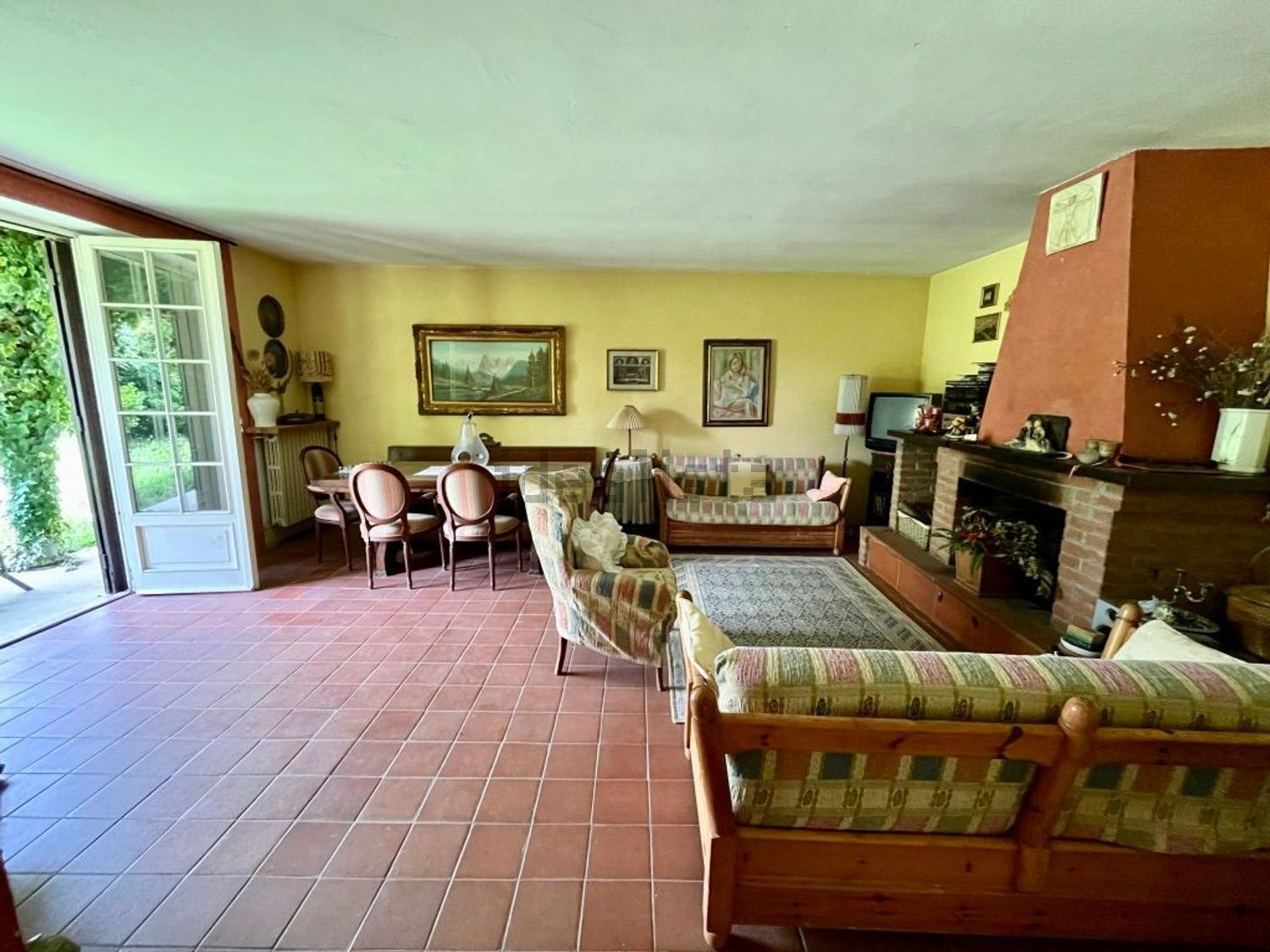 Castel Boglione, Itaalia, 5 Bedrooms Bedrooms, 9 Rooms Rooms,2 BathroomsBathrooms,Villa,Müük,1020