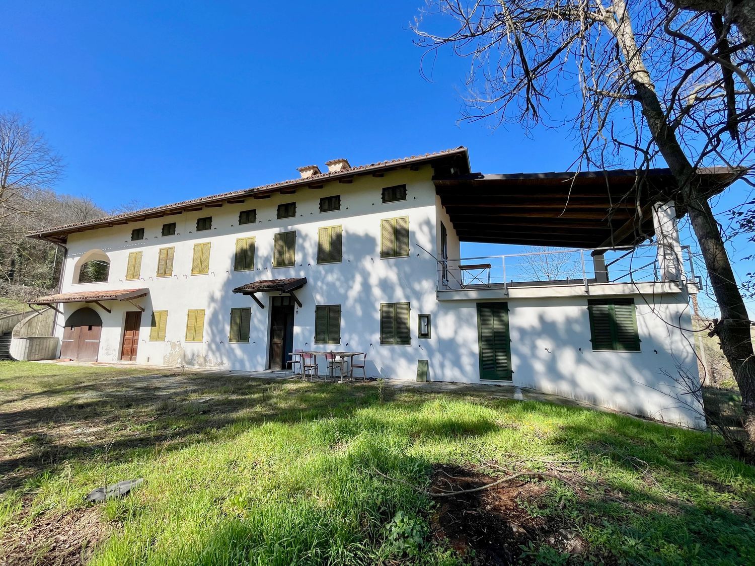 Canelli, Itaalia, 2 Bedrooms Bedrooms, 8 Rooms Rooms,2 VannitoadVannitoad,Villa,Sale,1021