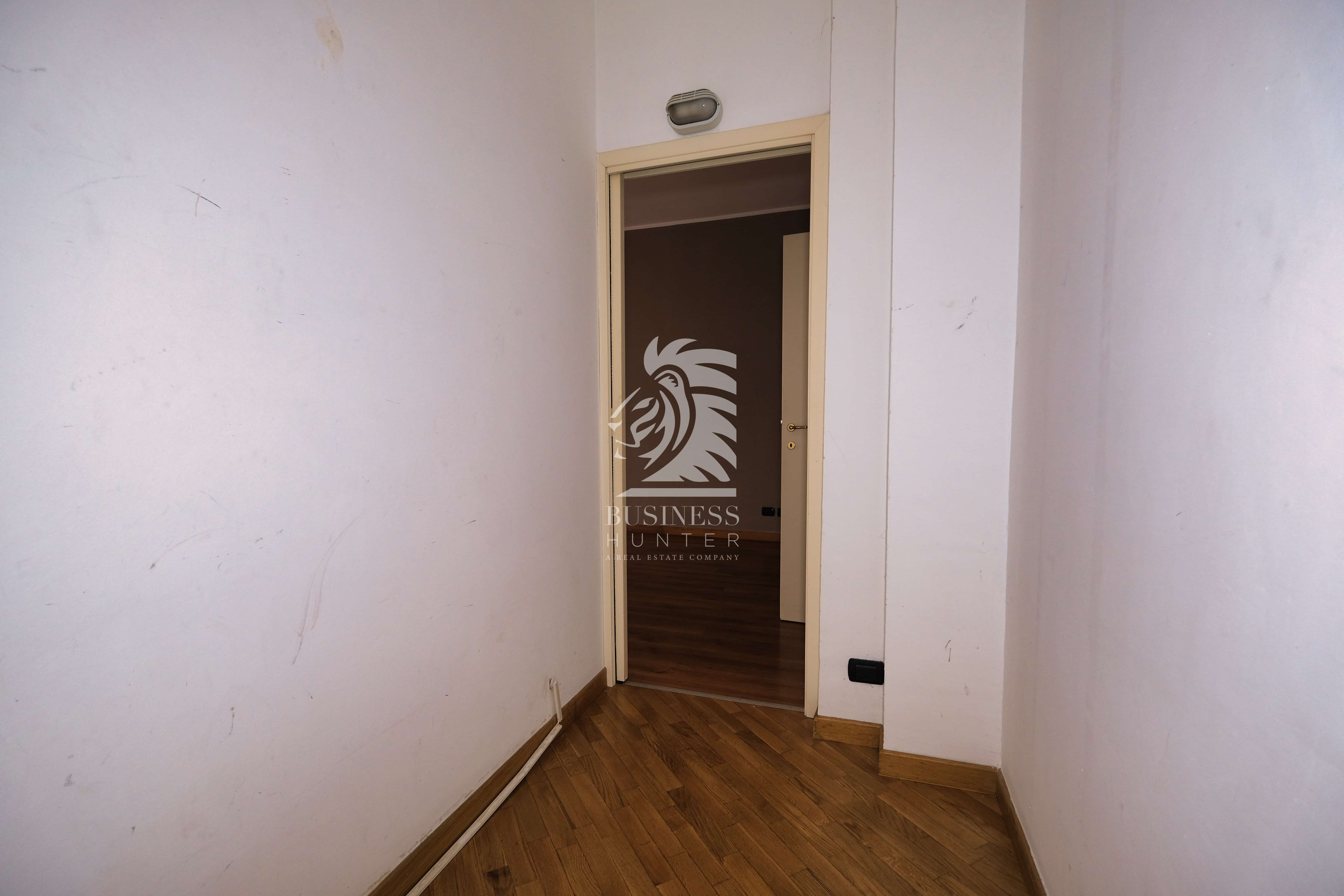 Itaalia, 2 Bedrooms Bedrooms, 4 Rooms Rooms,2 VannitoadVannitoad,Korter,Sale,1042