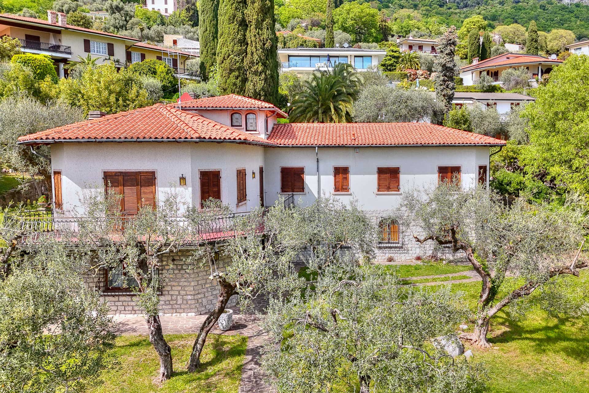 Itaalia, 7 Bedrooms Bedrooms, 11 Rooms Rooms,4 VannitoadVannitoad,Villa,Sale,1050