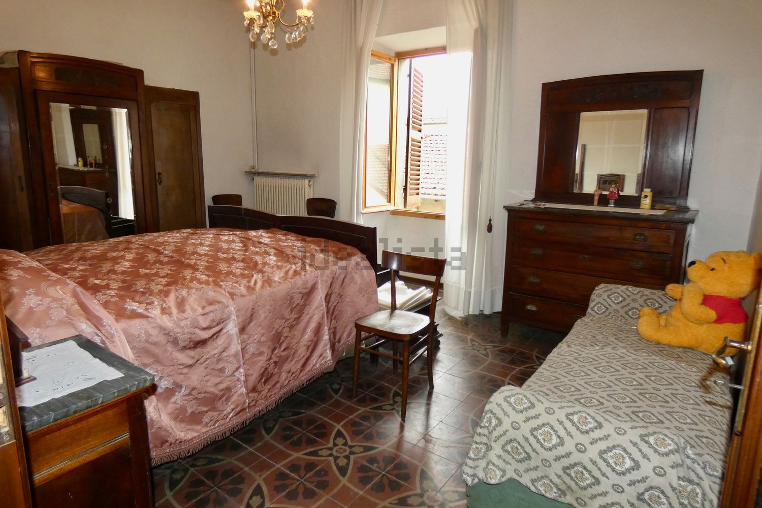 Itaalia, 3 Bedrooms Bedrooms, 9 Rooms Rooms,1 VannitubaVannitoad,Villa,Sale,1056